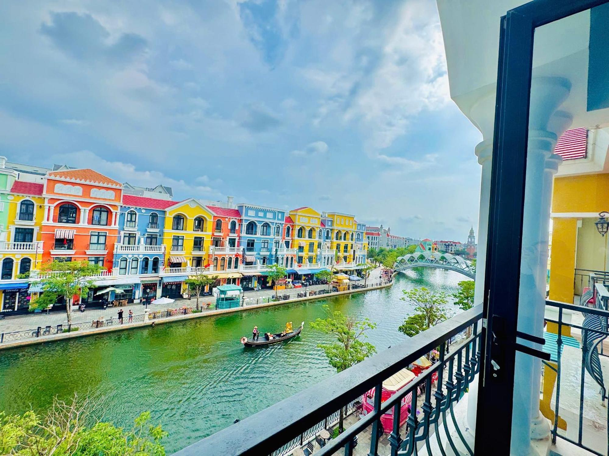 Mila Homestay Grand World Дуонг-Донг Экстерьер фото